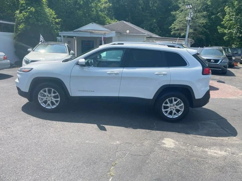 2017 Jeep KL Cherokee - Image 4 of 12