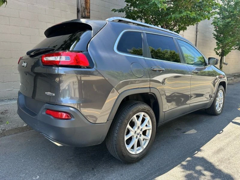 2017 Jeep KL Cherokee - Image 7 of 12