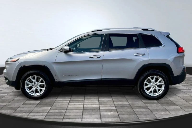 2017 Jeep KL Cherokee - Image 4 of 12