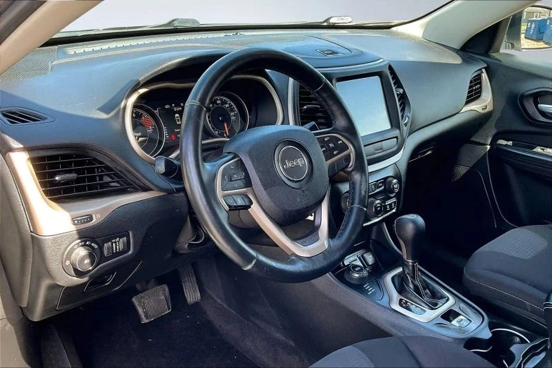 2017 Jeep KL Cherokee - Image 11 of 12