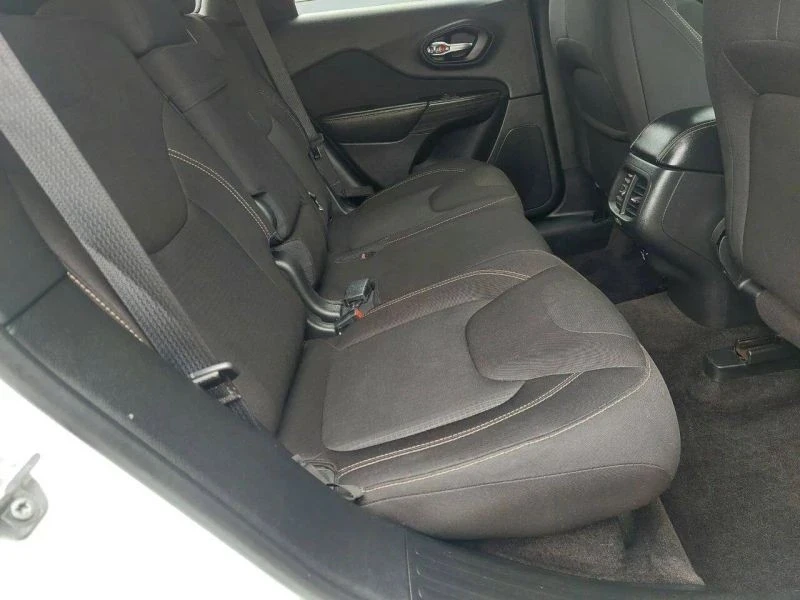 2017 Jeep KL Cherokee - Image 6 of 12