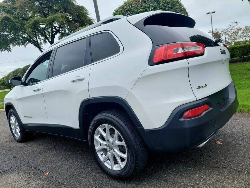 2017 Jeep KL Cherokee - Image 9 of 12