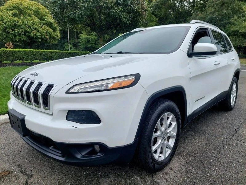 2017 Jeep KL Cherokee - Image 2 of 12
