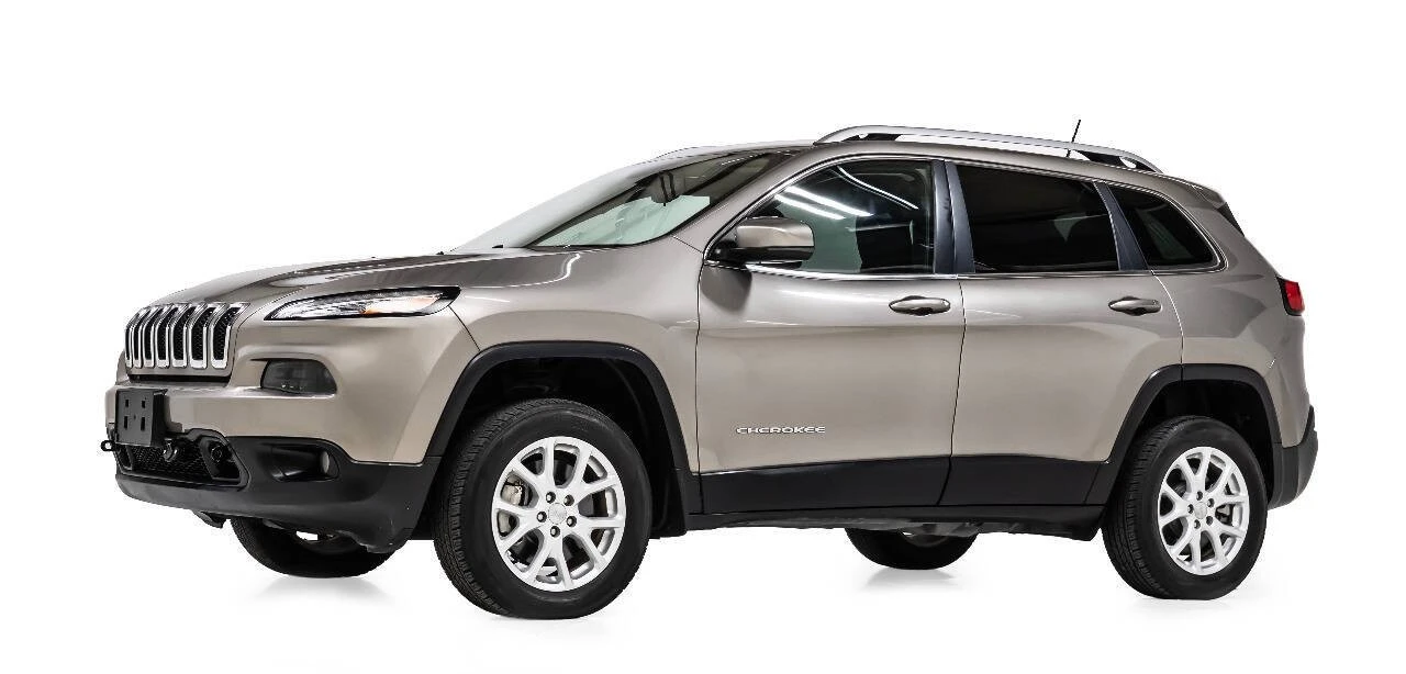 2017 Jeep KL Cherokee - Image 2 of 12