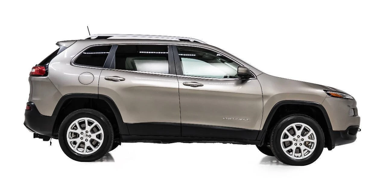 2017 Jeep KL Cherokee - Image 5 of 12