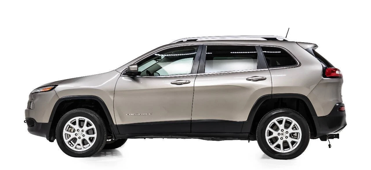 2017 Jeep KL Cherokee - Image 6 of 12