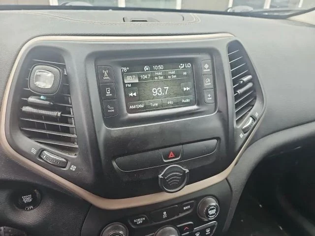2017 Jeep KL Cherokee - Image 11 of 18
