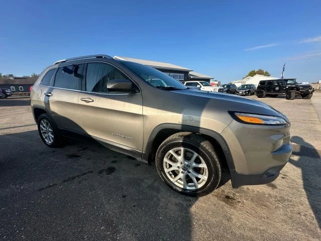 2017 Jeep KL Cherokee - Image 2 of 18