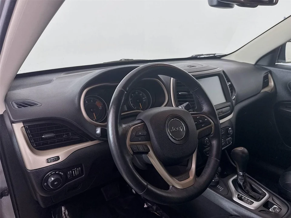 2017 Jeep KL Cherokee - Image 9 of 21
