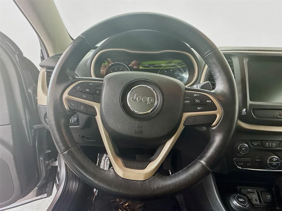 2017 Jeep KL Cherokee - Image 11 of 21