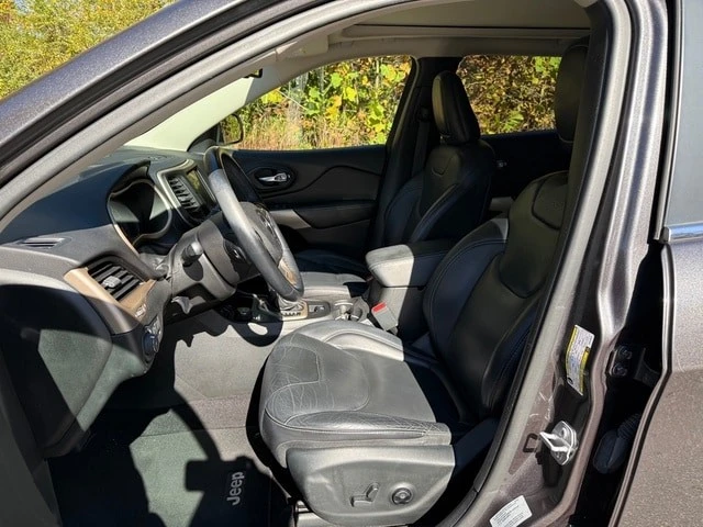 2017 Jeep KL Cherokee - Image 11 of 12
