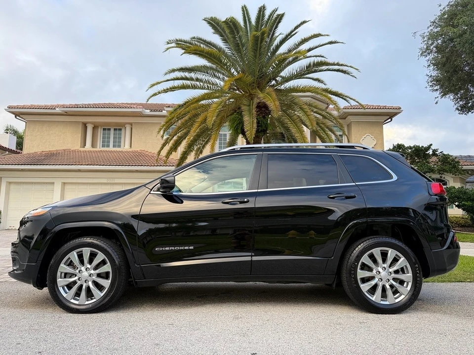 2017 Jeep KL Cherokee - Image 6 of 24