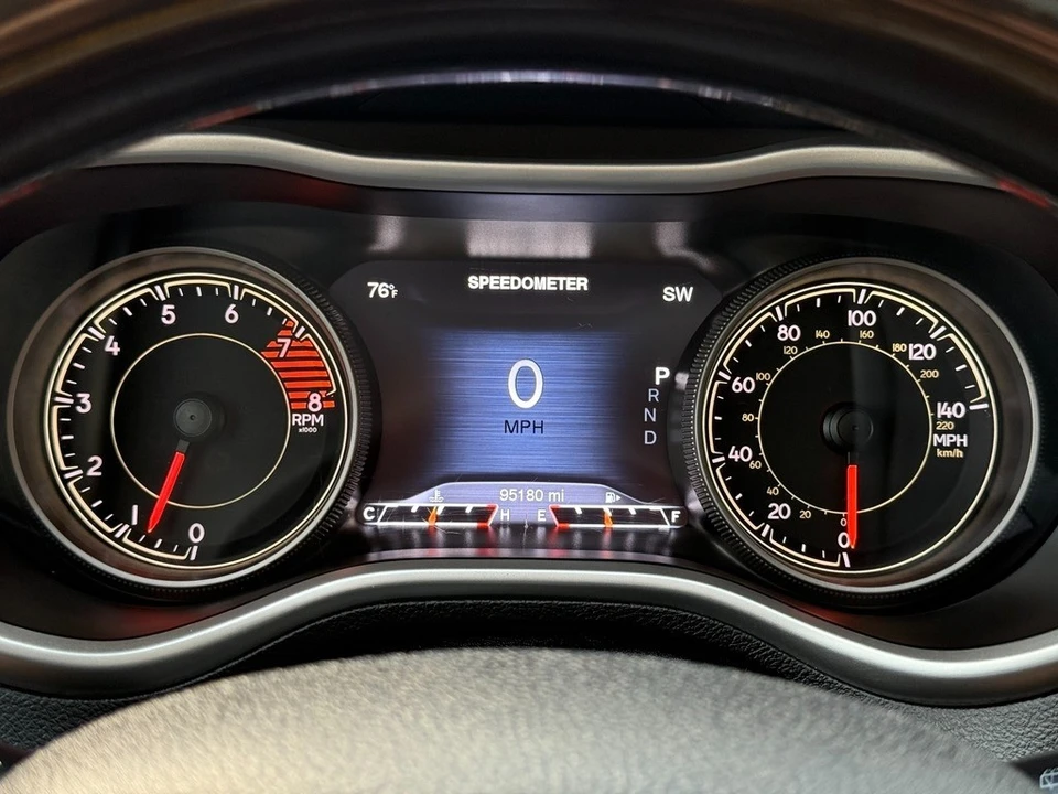 2017 Jeep KL Cherokee - Image 12 of 24