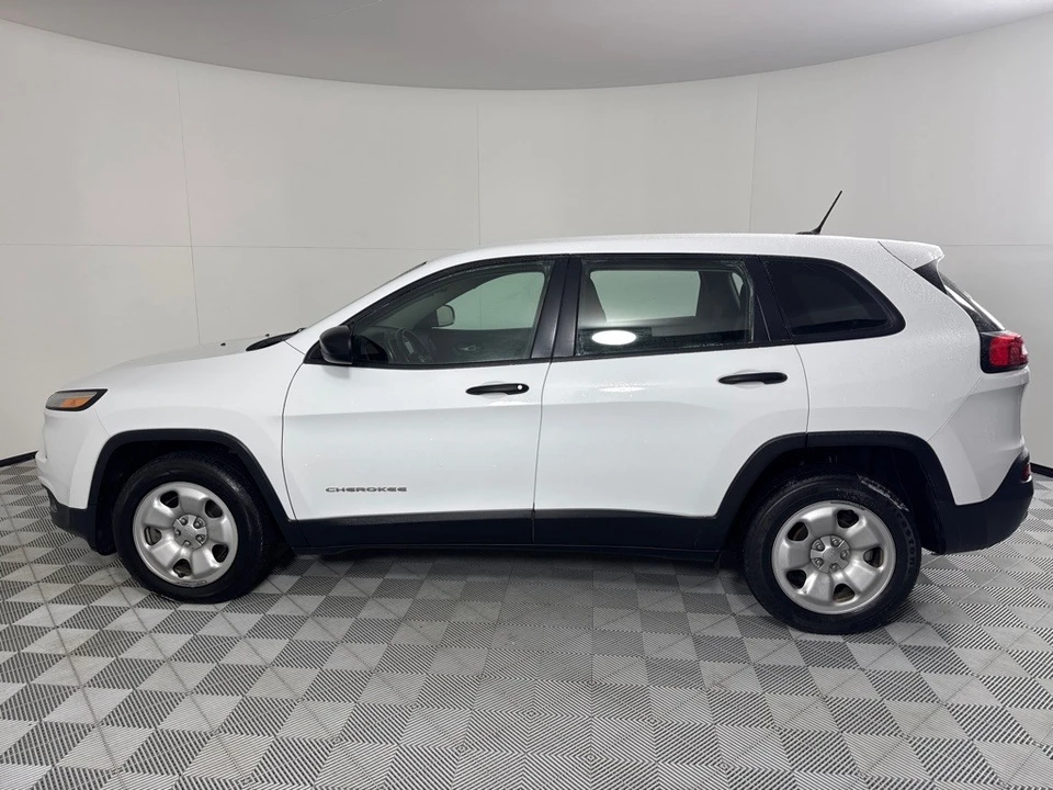 2017 Jeep KL Cherokee - Image 8 of 12