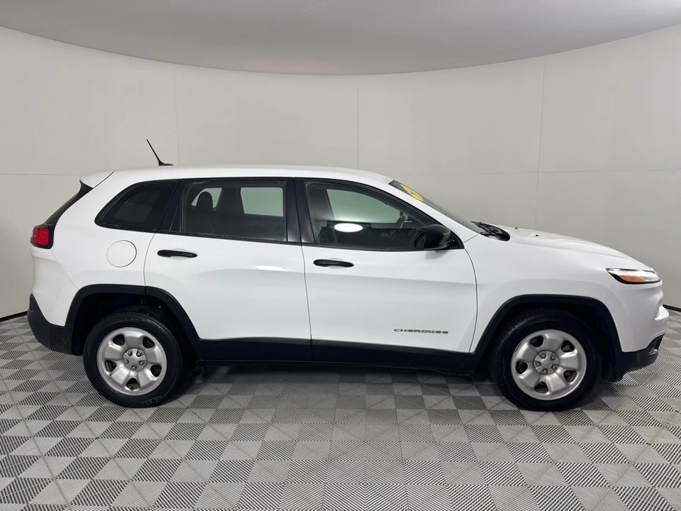 2017 Jeep KL Cherokee - Image 4 of 12