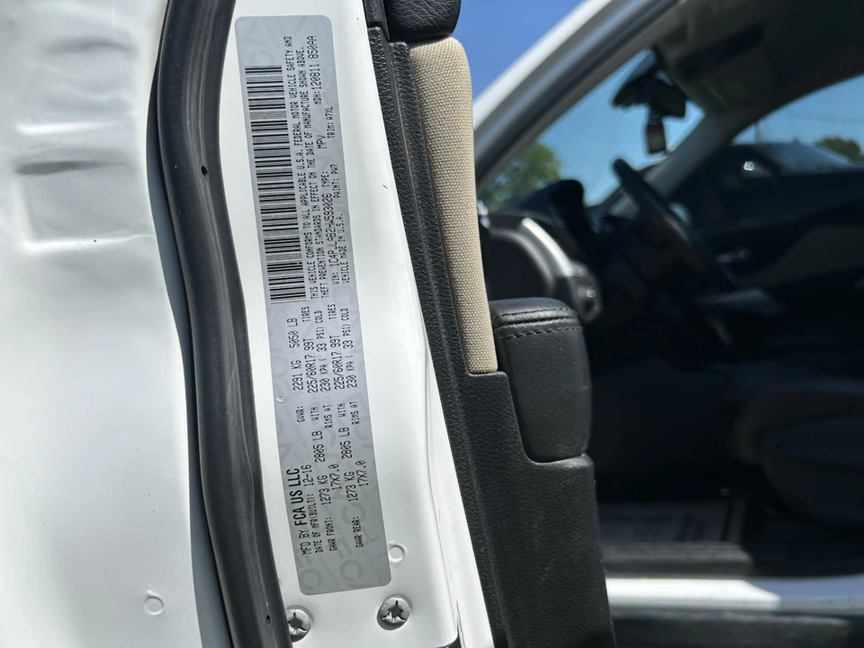 2017 Jeep KL Cherokee - Image 4 of 14