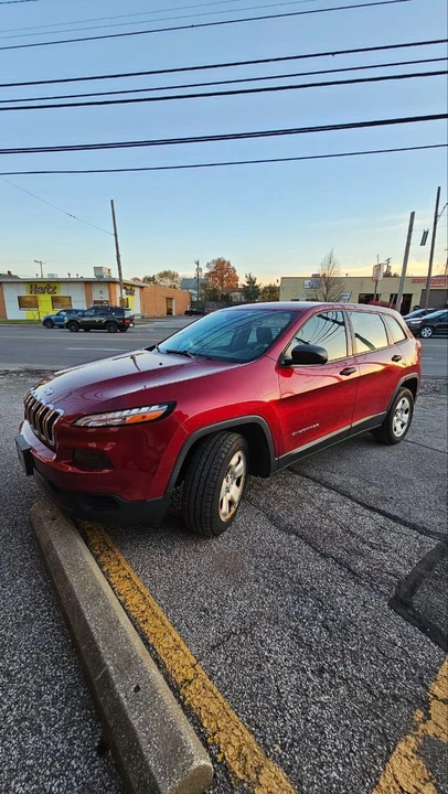 2017 Jeep KL Cherokee - Image 5 of 14