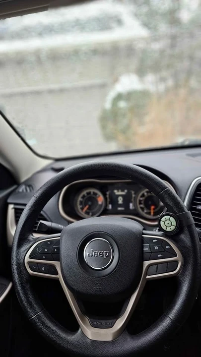 2017 Jeep KL Cherokee - Image 4 of 8