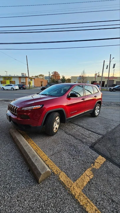 2017 Jeep KL Cherokee - Image 4 of 14