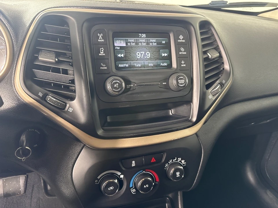 2017 Jeep KL Cherokee - Image 17 of 21