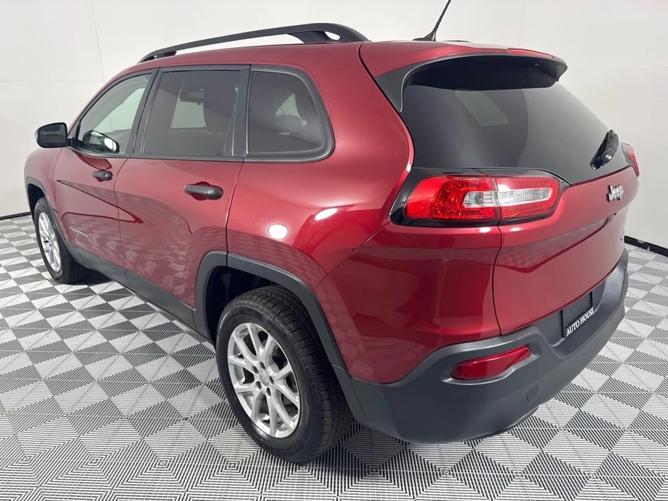 2017 Jeep KL Cherokee - Image 7 of 12