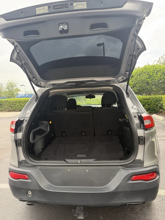 2017 Jeep KL Cherokee - Image 6 of 9