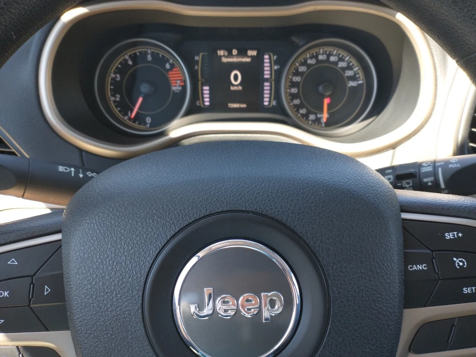 2017 Jeep KL Cherokee - Image 2 of 3