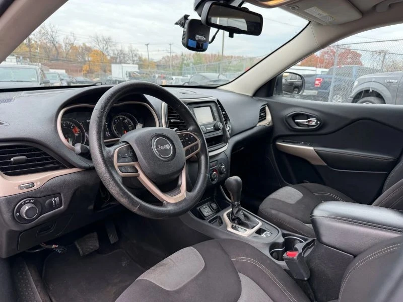 2017 Jeep KL Cherokee - Image 9 of 12
