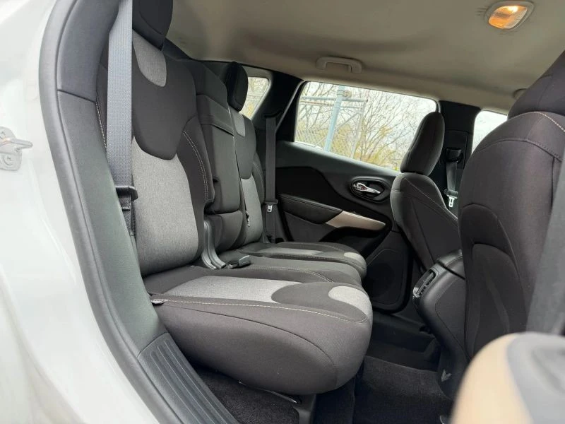 2017 Jeep KL Cherokee - Image 12 of 12