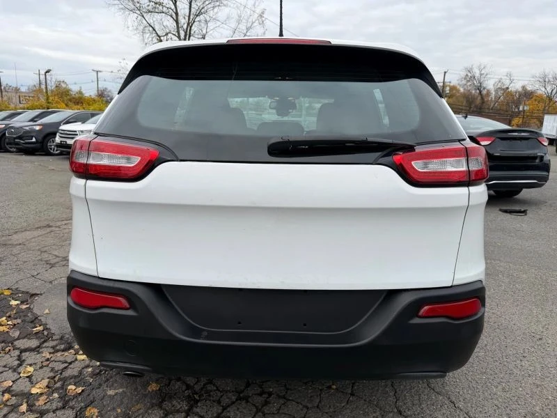 2017 Jeep KL Cherokee - Image 5 of 12
