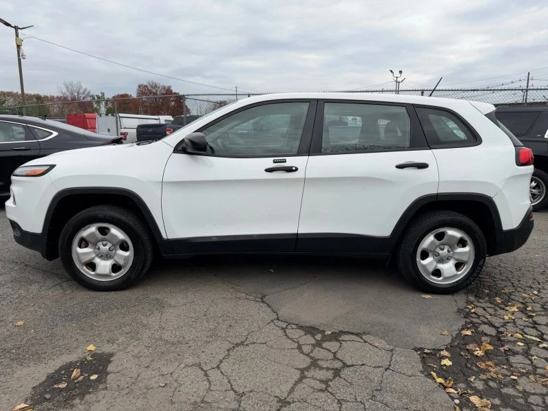 2017 Jeep KL Cherokee - Image 7 of 12
