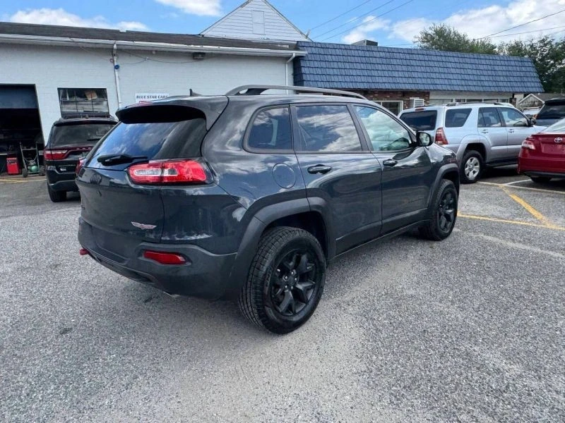 2017 Jeep KL Cherokee - Image 11 of 12