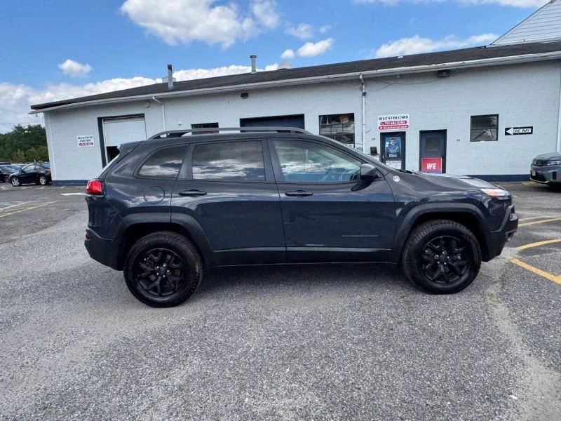2017 Jeep KL Cherokee - Image 9 of 12