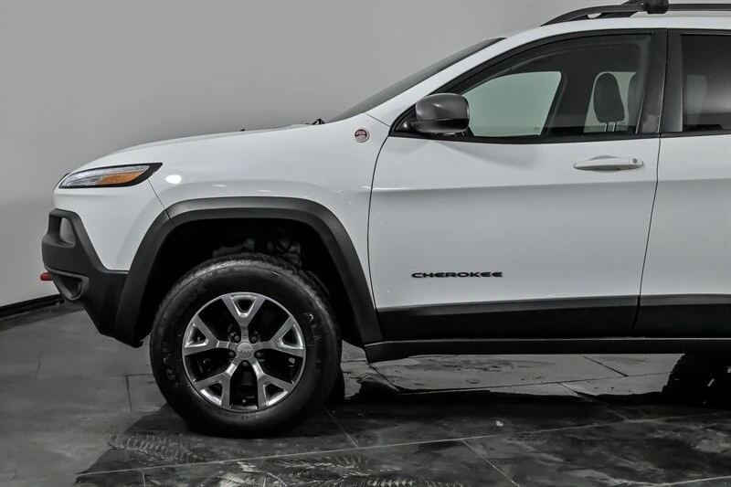 2017 Jeep KL Cherokee - Image 6 of 21