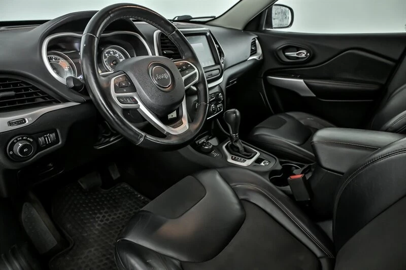 2017 Jeep KL Cherokee - Image 16 of 21
