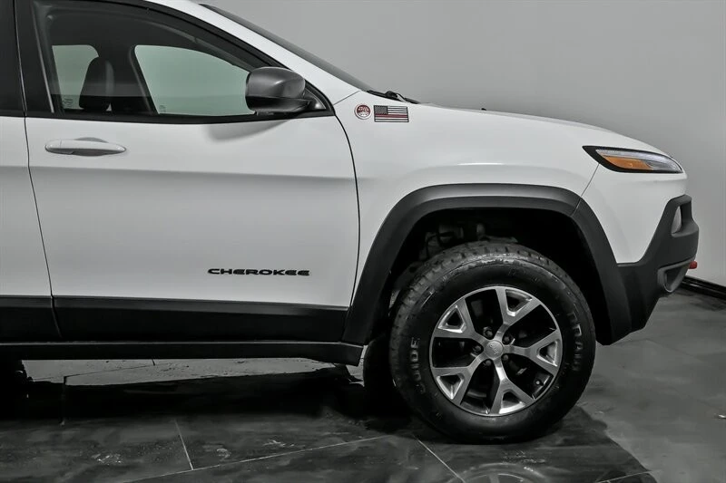 2017 Jeep KL Cherokee - Image 12 of 21
