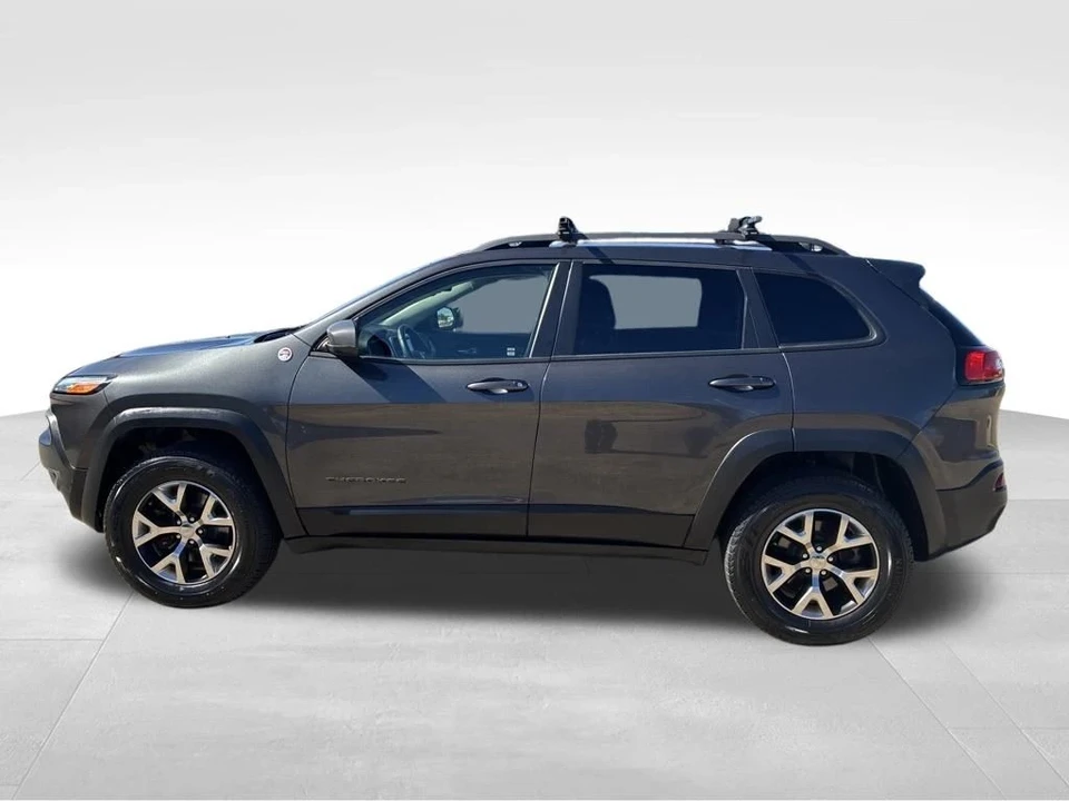 2017 Jeep KL Cherokee - Image 2 of 12