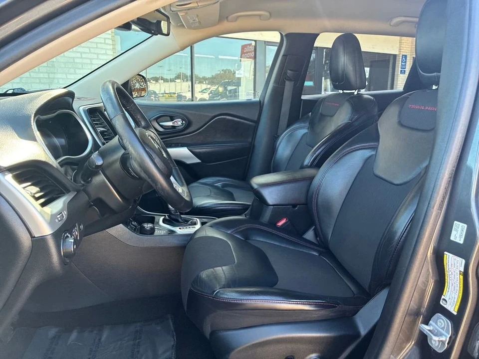 2017 Jeep KL Cherokee - Image 10 of 12