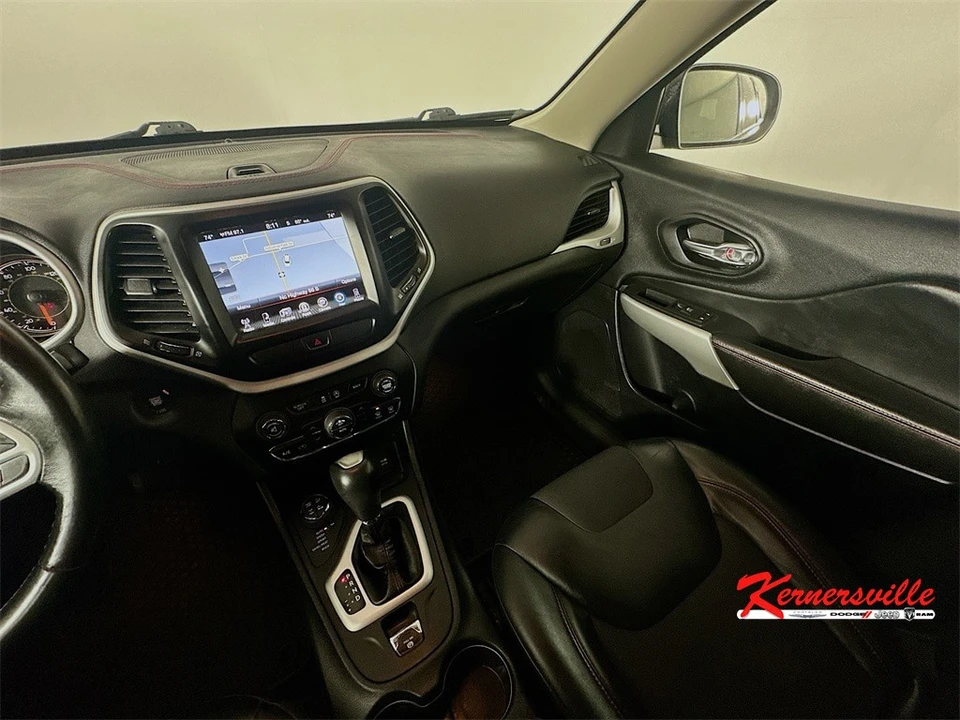 2017 Jeep KL Cherokee - Image 11 of 12