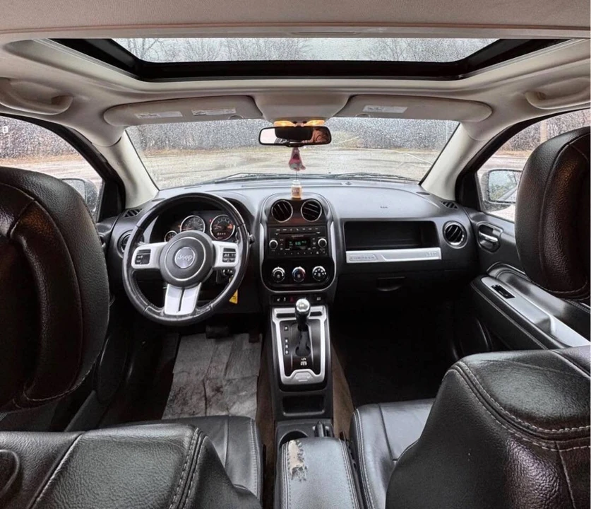 2017 Jeep Compass - Image 7 of 7