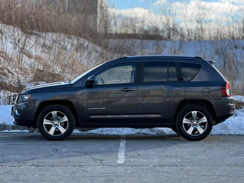 2017 Jeep Compass - Image 5 of 12