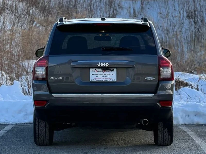 2017 Jeep Compass - Image 7 of 12