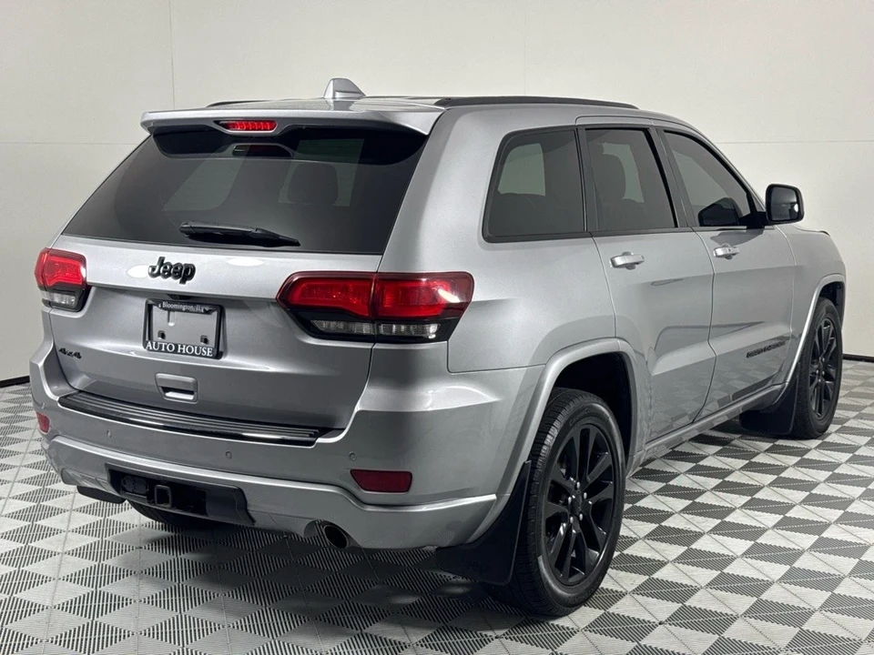 2017 Jeep WK2 Grand Cherokee - Image 5 of 12