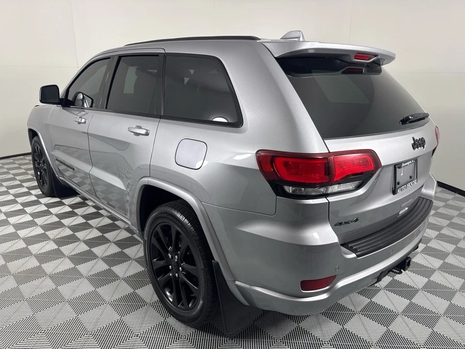 2017 Jeep WK2 Grand Cherokee - Image 8 of 12