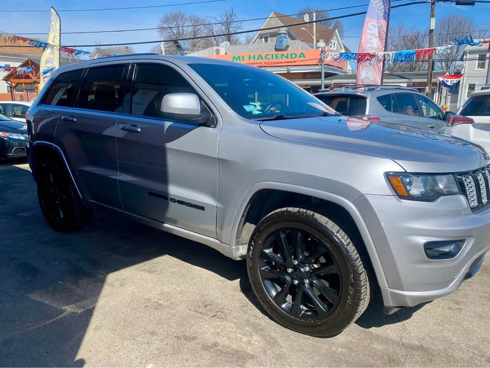 2017 Jeep WK2 Grand Cherokee - Image 9 of 18