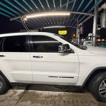 2017 Jeep Grand Cherokee L