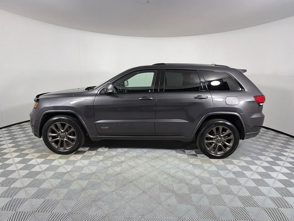 2017 Jeep WK2 Grand Cherokee - Image 8 of 29