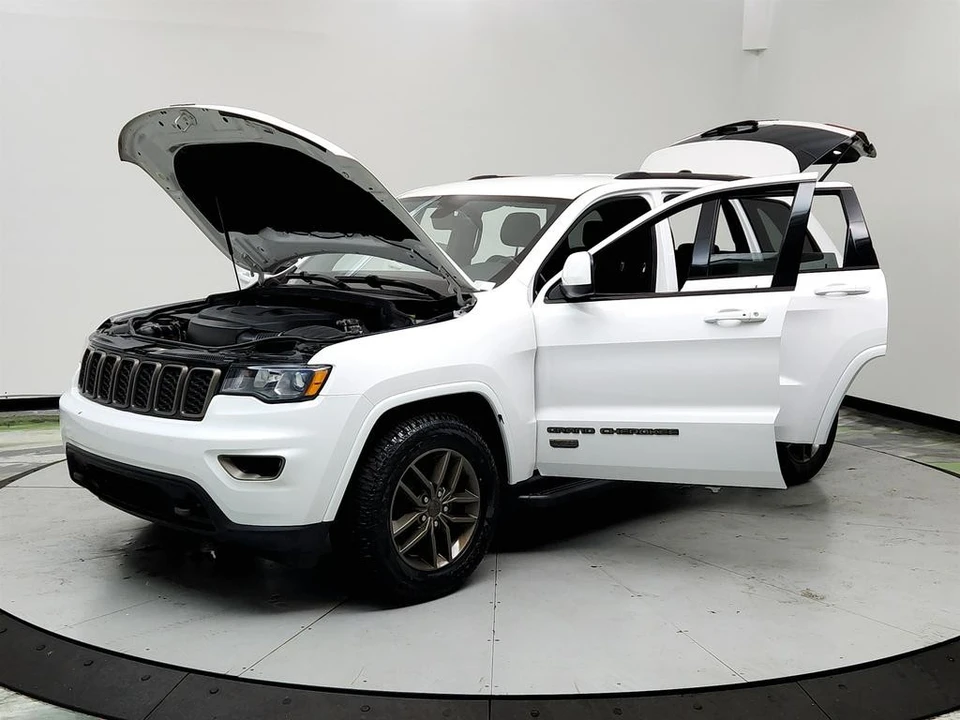 2017 Jeep WK2 Grand Cherokee - Image 9 of 12