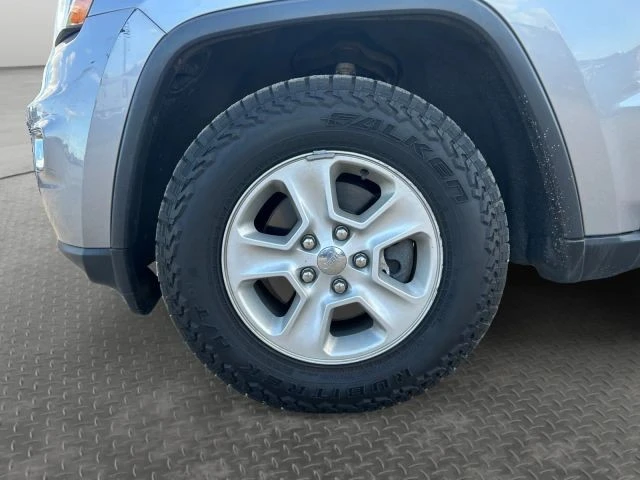 2017 Jeep WK2 Grand Cherokee - Image 9 of 25