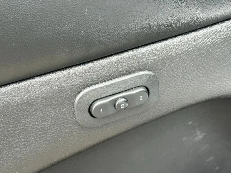 2017 Jeep KL Cherokee - Image 11 of 12
